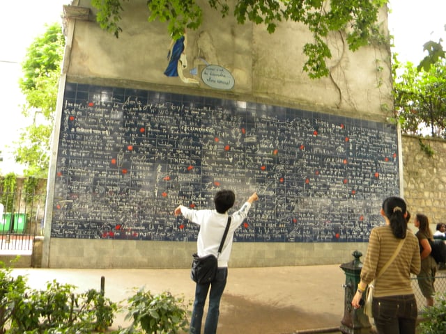 Wall of Love on Montmartre in Paris: "I love you" in 250 languages
