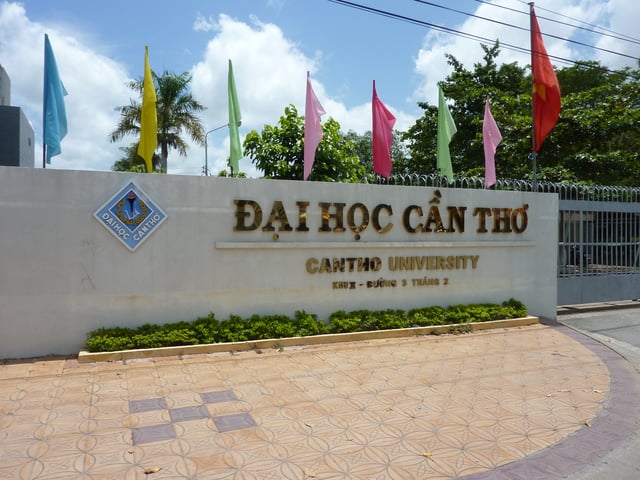 Cần Thơ University