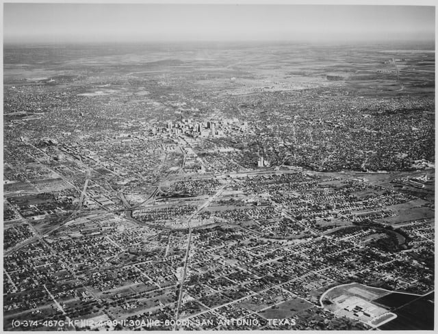 Aerial view of San Antonio in 1939