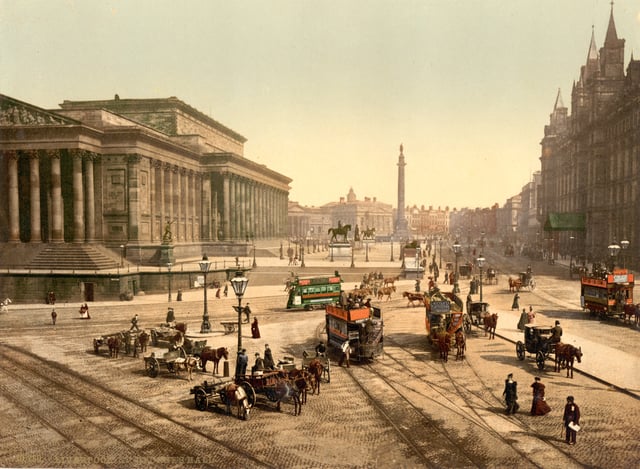 Lime Street, Liverpool, in the 1890s, St.George's Hall to the left, Great North Western Hotel to the right, Walker Art Gallery and Sessions House in the background. Statues of Prince Albert, Disraeli, Queen Victoria and Wellington's Column in the middle ground.