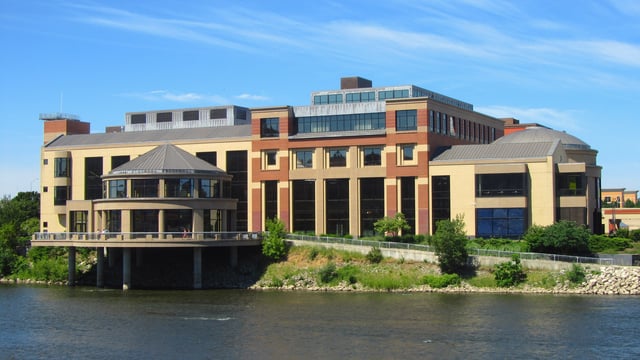 The Grand Rapids Public Museum stretches along the Grand River.