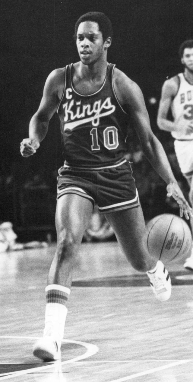 Nate Archibald led the NBA with 34.0 points per game and 11.4 assists per game in the 1972–73 season