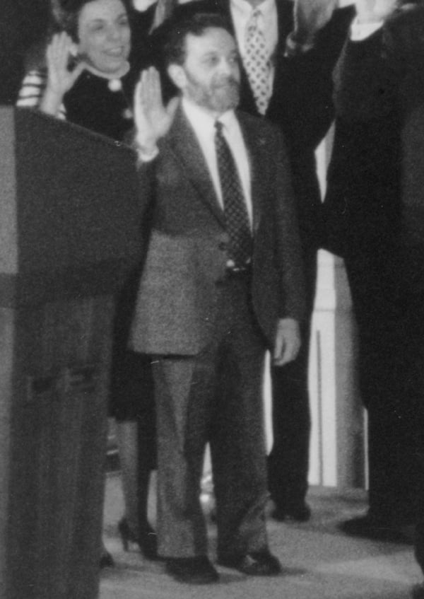 Reich in the East Room during the 1993 swearing-in ceremony for Clinton's cabinet