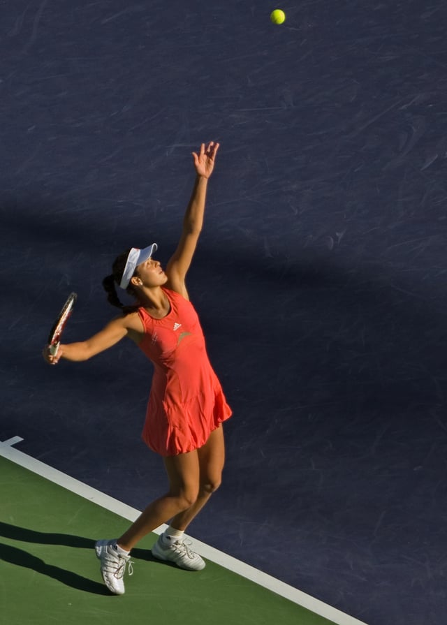 Ivanovic serving at Indian Wells, 2008