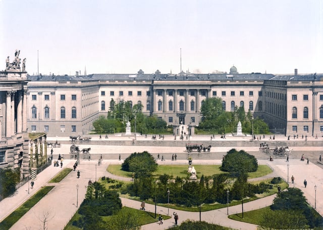 Friedrich Wilhelm University became an emulated model of a modern university in the 19th century (photochrom from 1900).