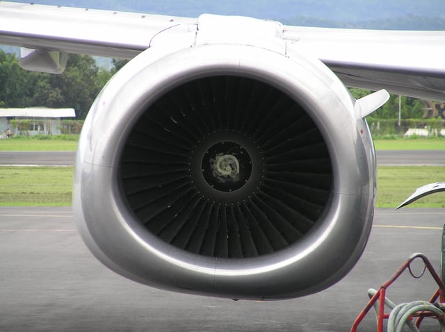 Engine inlet of a CFM56-3 engine on a Boeing 737-400 series showing the noncircular design
