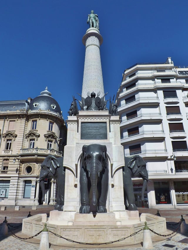 The most famous landmark in Chambéry: the Elephants Fountain.