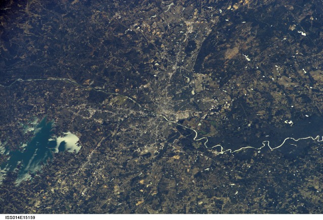 Photograph of Columbia taken from the International Space Station