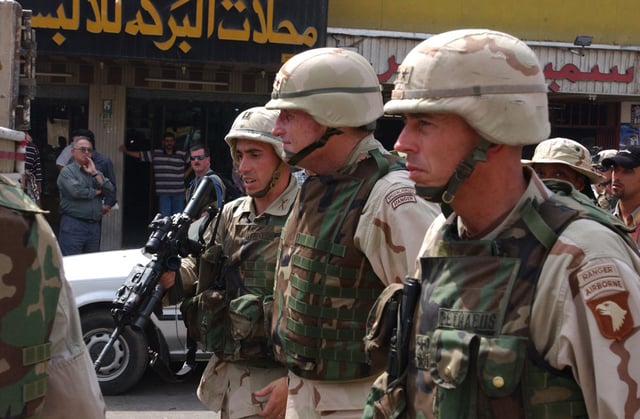 Petraeus on patrol in Mosul with Gen. Peter J. Schoomaker, 2003
