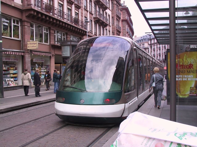 Tram in Strasbourg, 2004