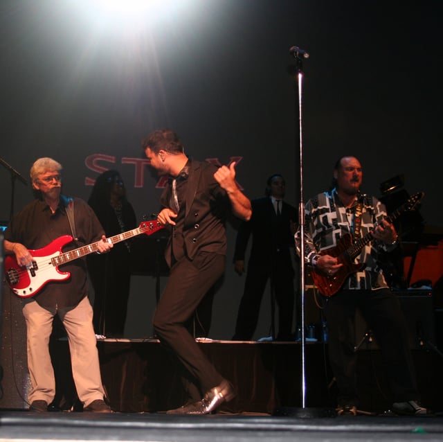 Dunn (left), Guy Sebastian (center) and Steve Cropper (right) on tour in Australia with the Memphis Tour