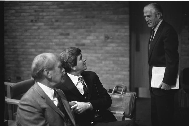 George Romney with former President Gerald Ford and former Cabinet secretary David Mathews during a conference at the Gerald R. Ford Presidential Library in 1986