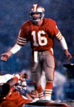 Montana pictured with the 49ers in Super Bowl XIX.