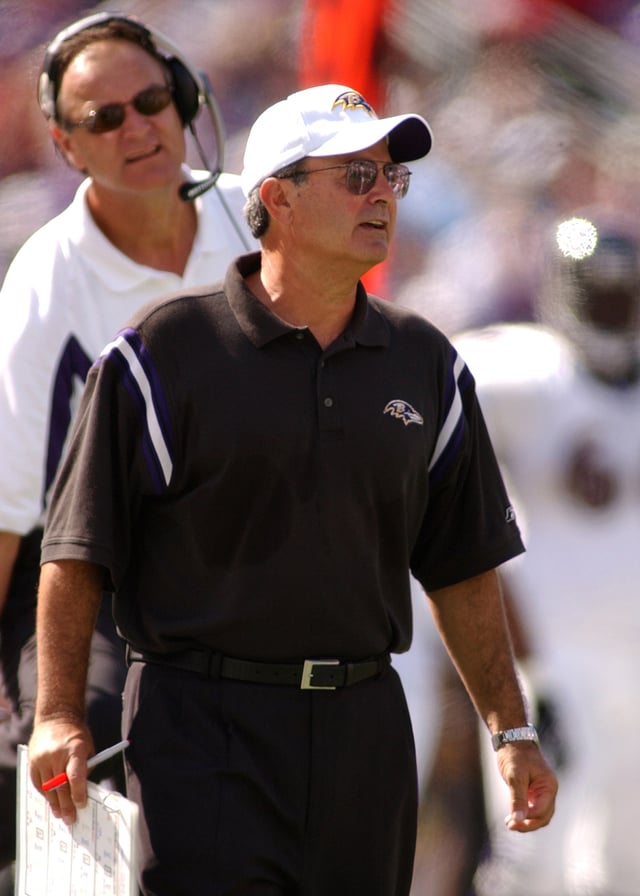 Coach Gary Zauner (front) and Brian Billick with the Baltimore Ravens in 2003.