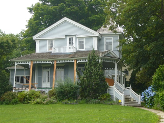 Monte Cristo Cottage, boyhood home of O'Neill and the setting for two of his works, Long Day's Journey into Night, and Ah, Wilderness!