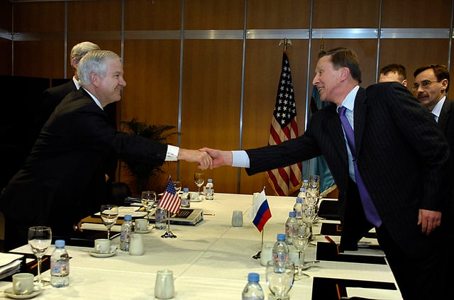 Former CIA director Robert Gates meets with Russian Minister of Defense and ex-KGB officer Sergei Ivanov, 2007