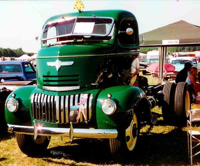 Vintage COE: 1942 Chevrolet.