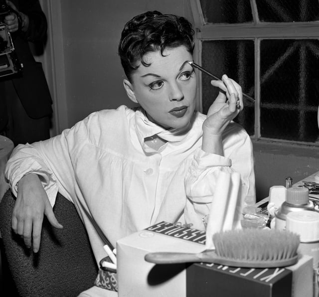 Garland in her dressing room at the Greek Theater (1957)