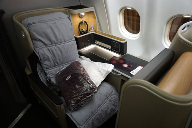 Qantas Business Suite on all Boeing 787 and Airbus A330-300 aircraft.