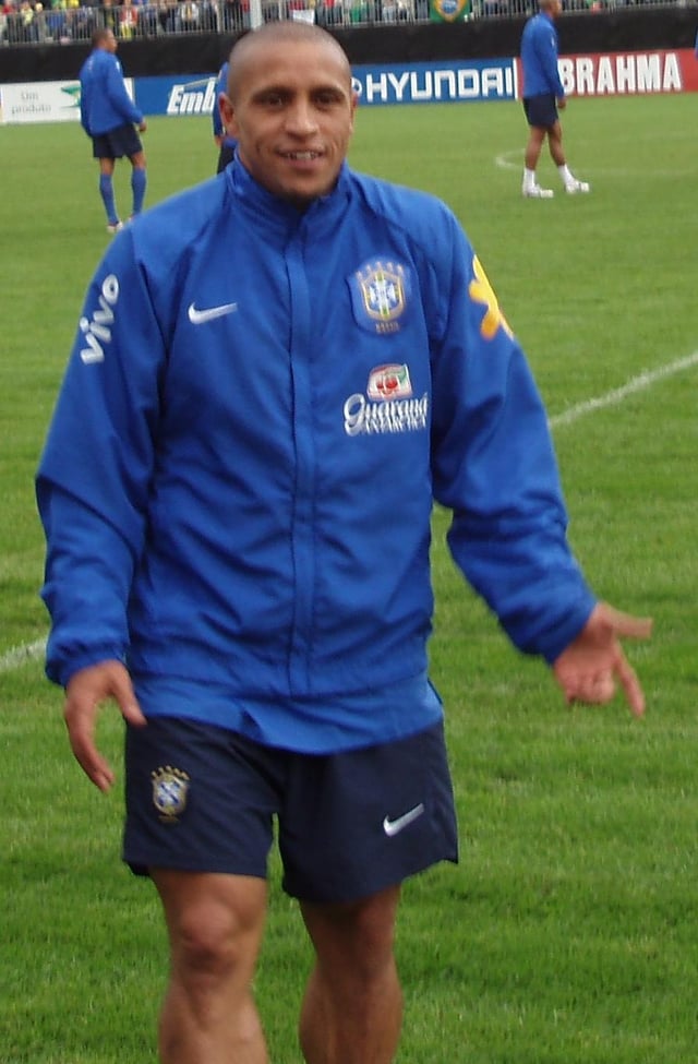 Roberto Carlos in 2006 with the Brazil national football team
