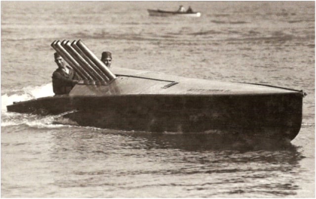 John Hacker's 1911 Kitty Hawk was the fastest boat in the world between 1911 and 1915