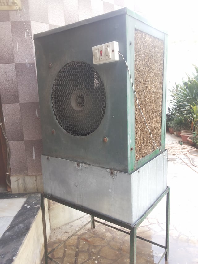 A traditional air cooler in Mirzapur, Uttar Pradesh, India