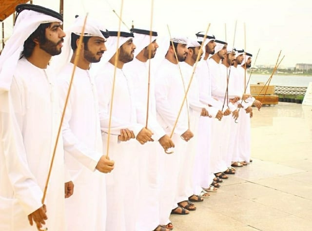 A band performs a razfah in an Emirati wedding.