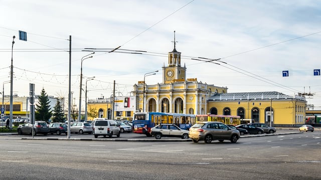 Yaroslavl Glavny, the city's main station, is a major stop for numerous passenger trains traveling between Moscow and the other regions of Russia each day.