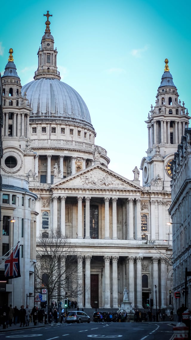 St Pauls Cathedral West Front Dome Street View