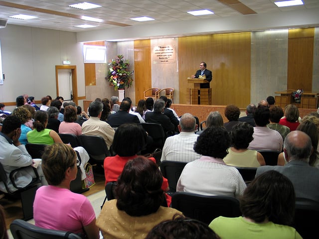 Worship at a Kingdom Hall