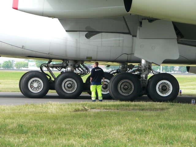 A380 20-wheel main landing gear