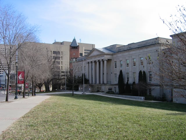 The former Montgomery County Courthouse in Rockville, Maryland, in January 2006, which served as the county courthouse from 1931 to 1982. The building now houses a state district court after the county court was moved to the Montgomery County Judicial Center.