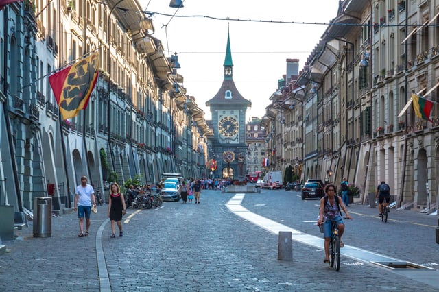 The Zytglogge clock tower and the city's medieval covered shopping promenades (Lauben)