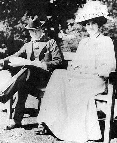 A young Churchill and fiancée Clementine Hozier shortly before their marriage in 1908