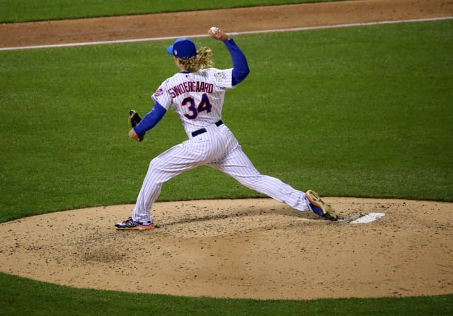 Syndergaard delivering a pitch in Game 3 of the 2015 World Series