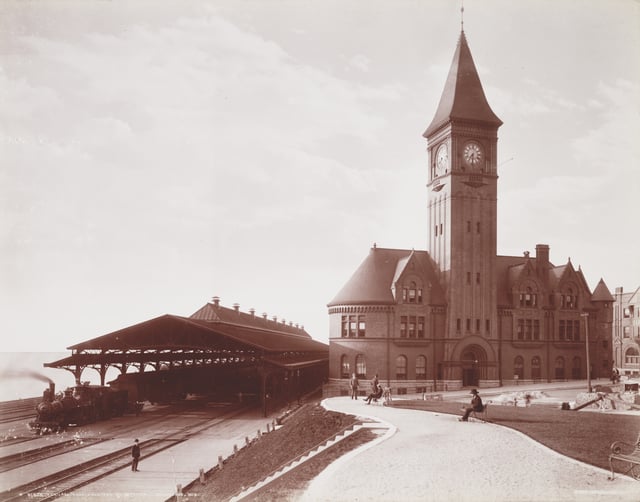 Milwaukee's Lake Front Depot in 1898