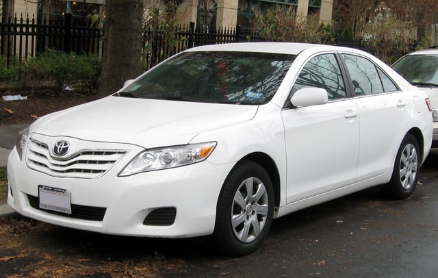 Toyota Camry LE (US; facelift)