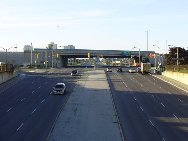 Highway 409 above Kipling Avenue