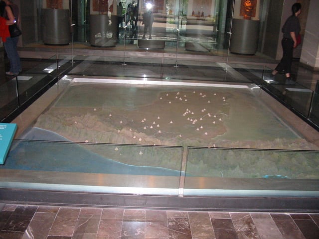 Relief map of the Yucatán Peninsula showing major Mayan archeological sites.