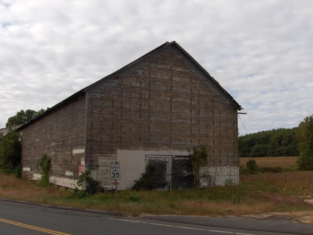 Tobacco barn in Simsbury, Connecticut used for air curing of shade tobacco