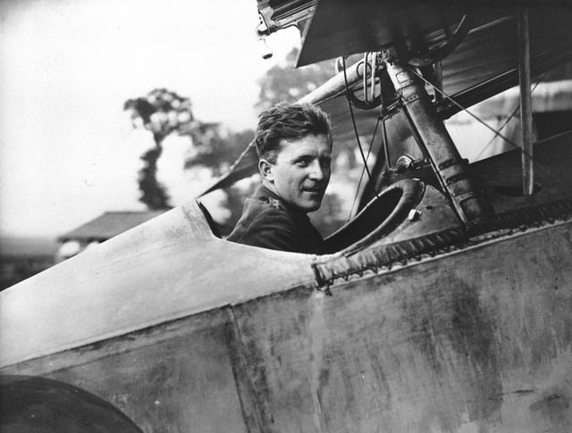 Billy Bishop sitting in his Nieuport 23 with the machine gun (just visible at the top of the picture) mounted to fire over the propeller.