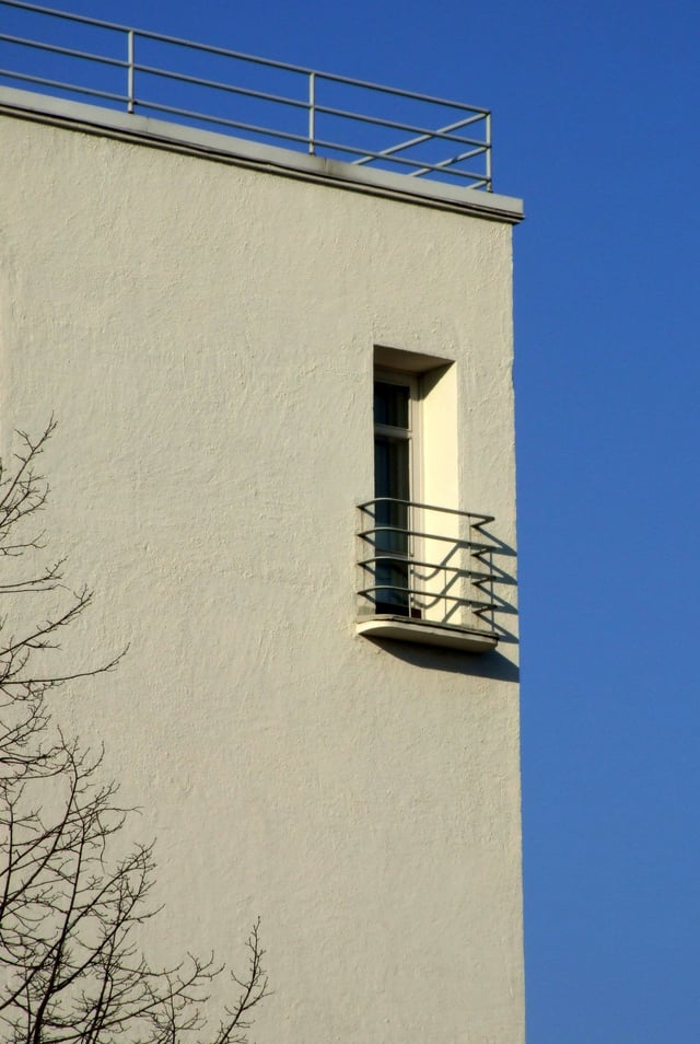 Typical railing, flat roof, stucco and colour detail in Nordic funkis (SOK warehouse and offices, 1938, Finland)