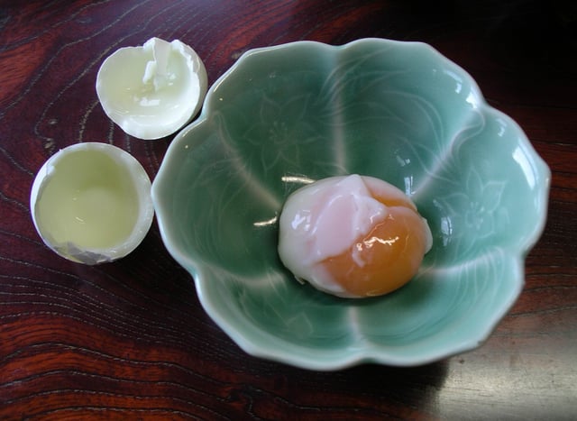 Onsen tamago, a Japanese slow cook at a low temperature