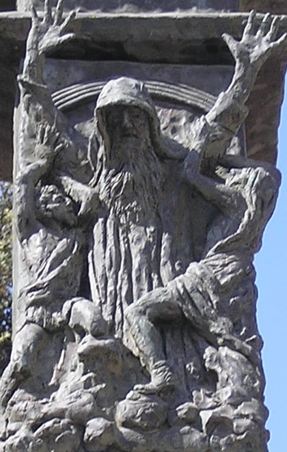 Depiction of Moses on the Knesset Menorah raising his arms during the battle against the Amalekites