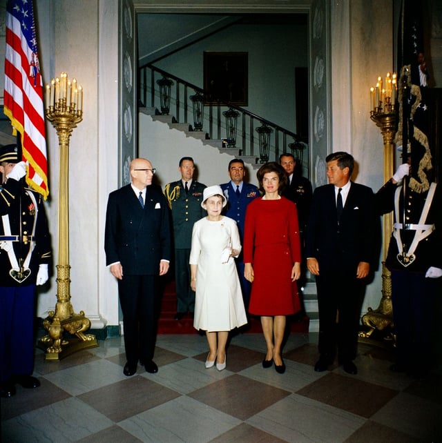 The Kekkonens from Finland visited the United States and met John F. Kennedy in 1961. From left: President Urho Kekkonen, Sylvi Kekkonen, Jacqueline Kennedy Onassis and John F. Kennedy.