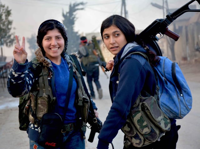 YPJ fighters dressed as civilians