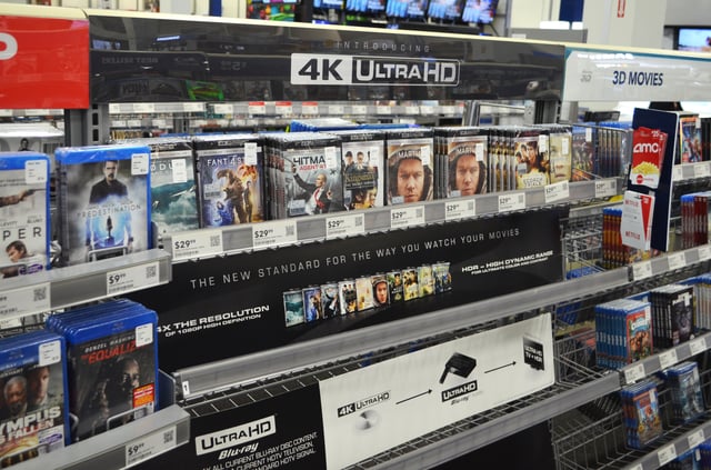 Early 4K Blu-ray release at Best Buy. A 4K Blu-ray Disc player was also released.