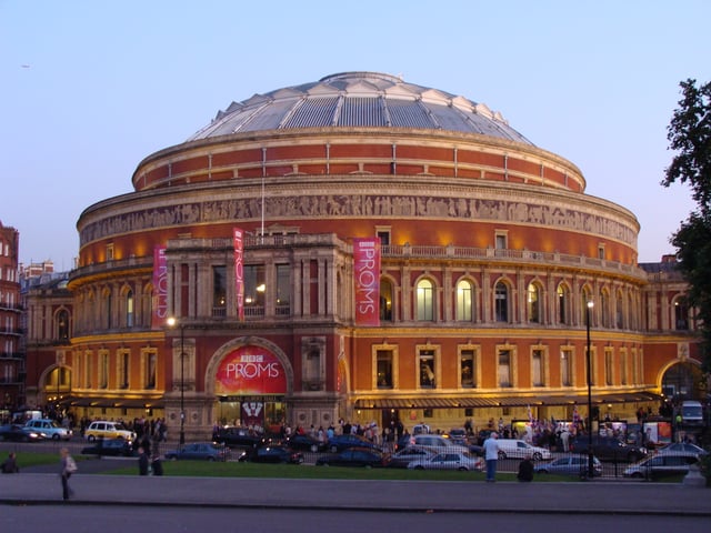 The Hall from Kensington Gardens during the 2008 Proms