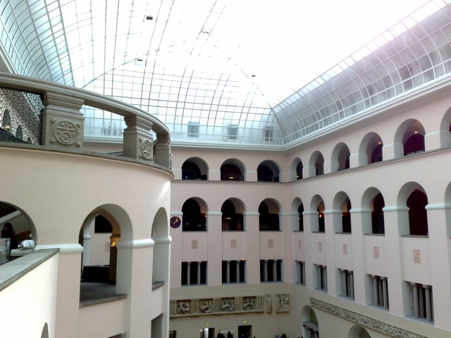 Atrium Central