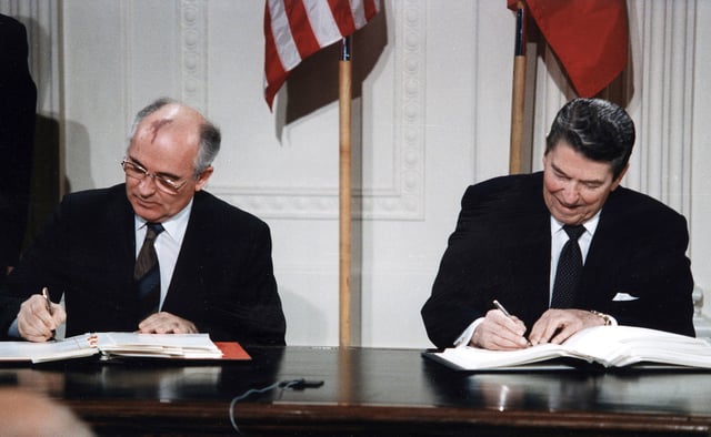Gorbachev and Reagan sign the INF Treaty at the White House, December 1987